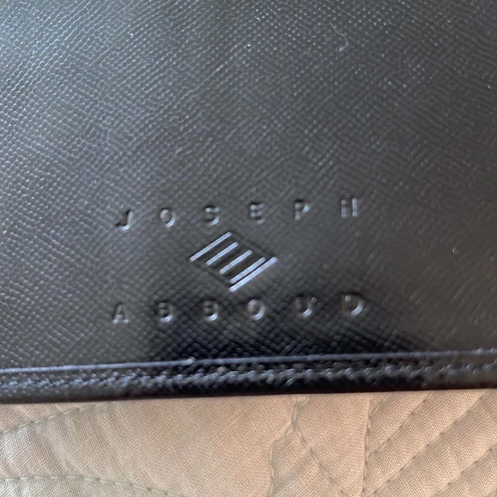Joseph Abboud Black Leather billfold